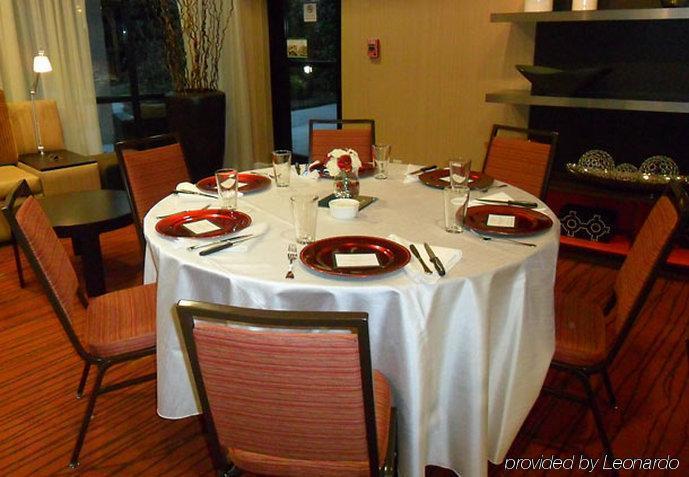Courtyard Danville Ristorante foto